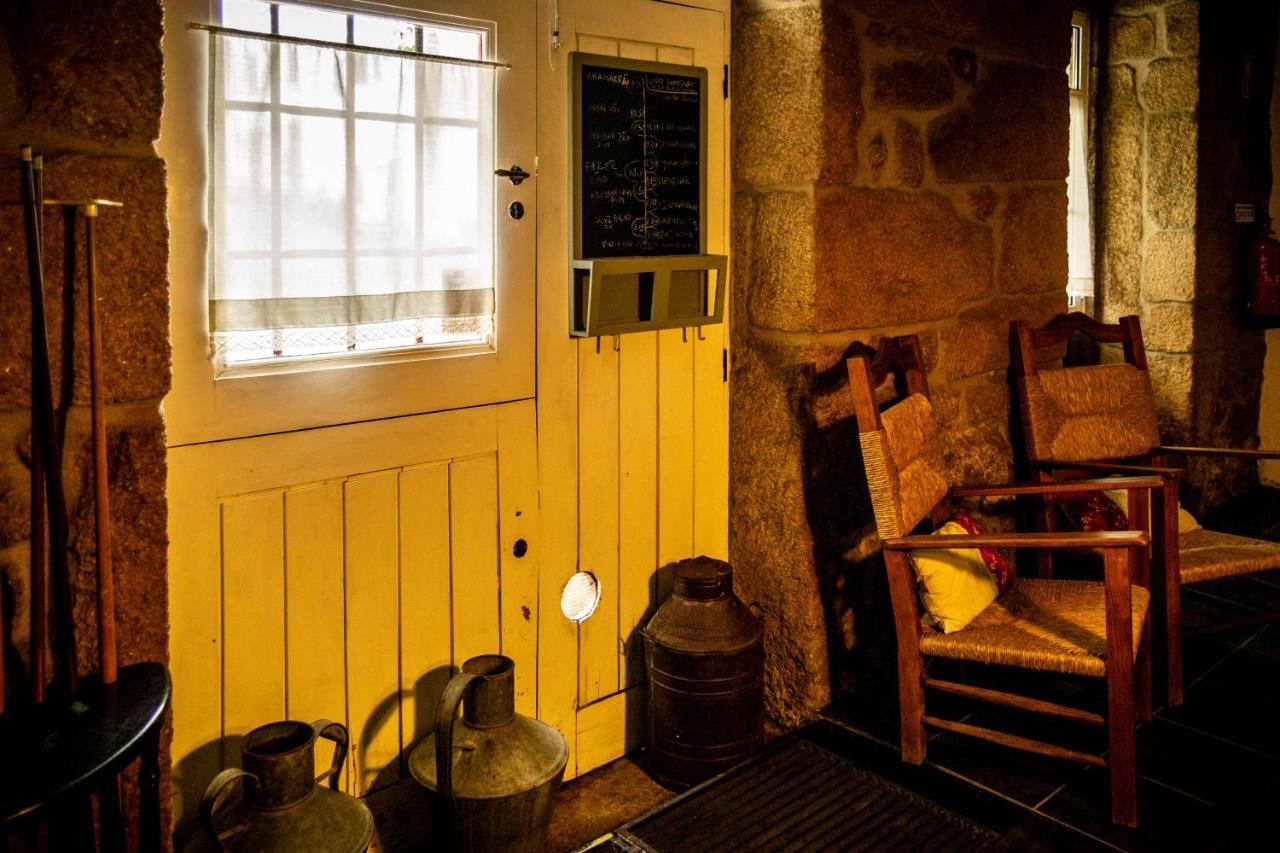 Casa Do Forno Guest House Salvaterra do Extremo Luaran gambar