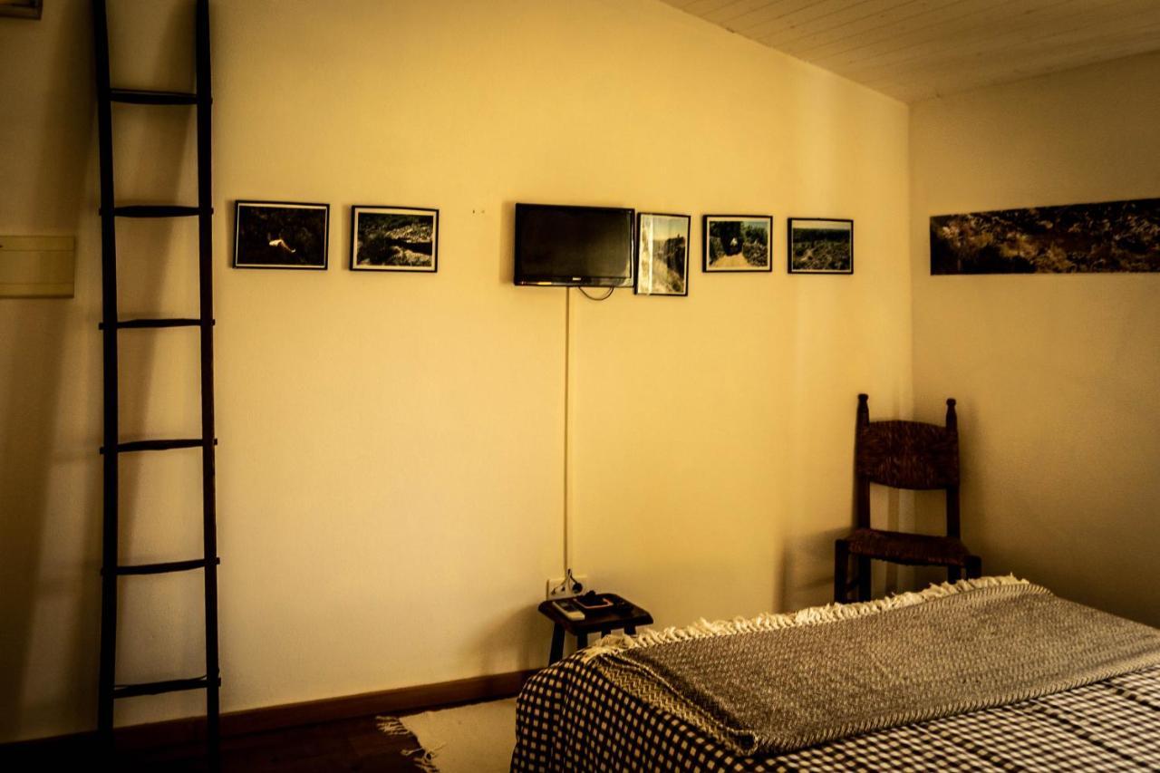 Casa Do Forno Guest House Salvaterra do Extremo Luaran gambar